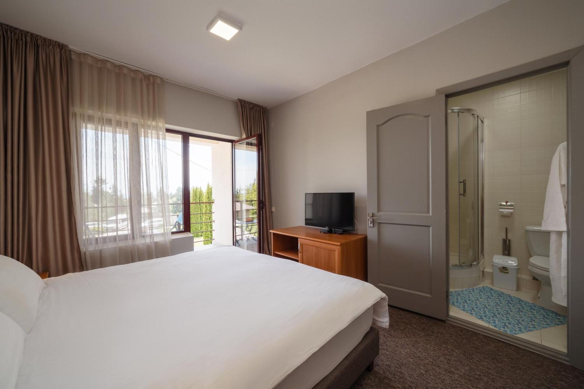 Dolinnka Hotel Cholpon-Ata Luaran gambar