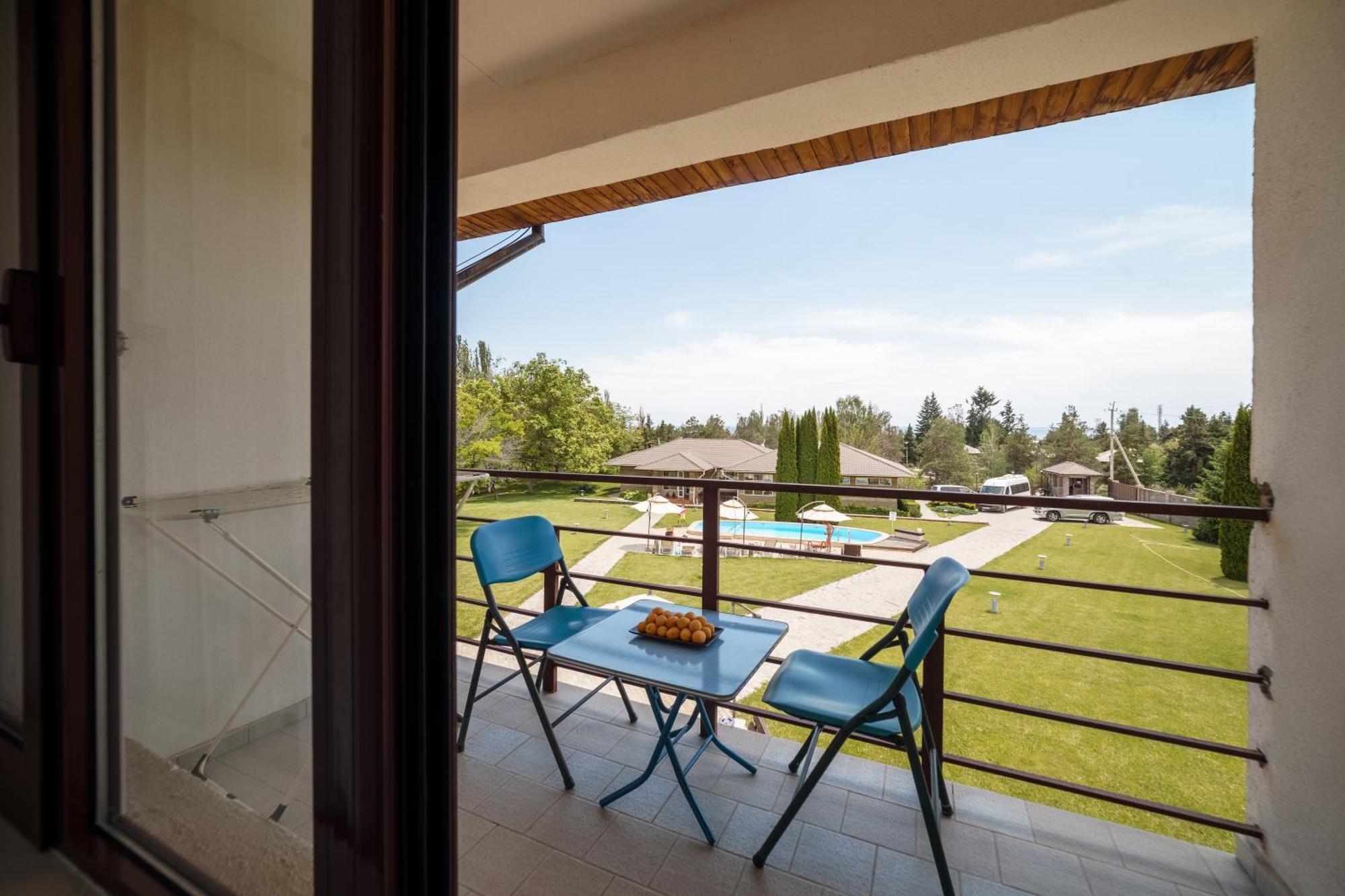 Dolinnka Hotel Cholpon-Ata Luaran gambar